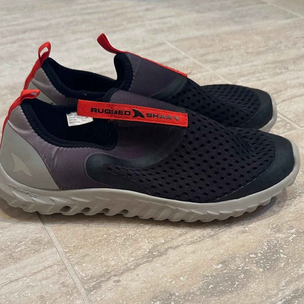 Rugged Shark Kids Black Water Shoes
